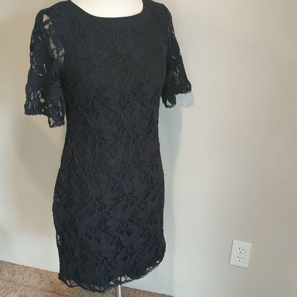 eci black lace dress sz 4 exc cond.beautiful!